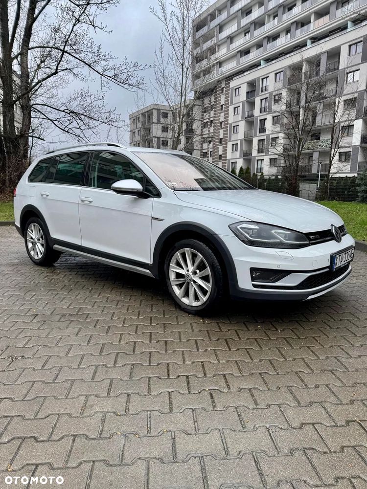 Volkswagen Golf Alltrack - 1