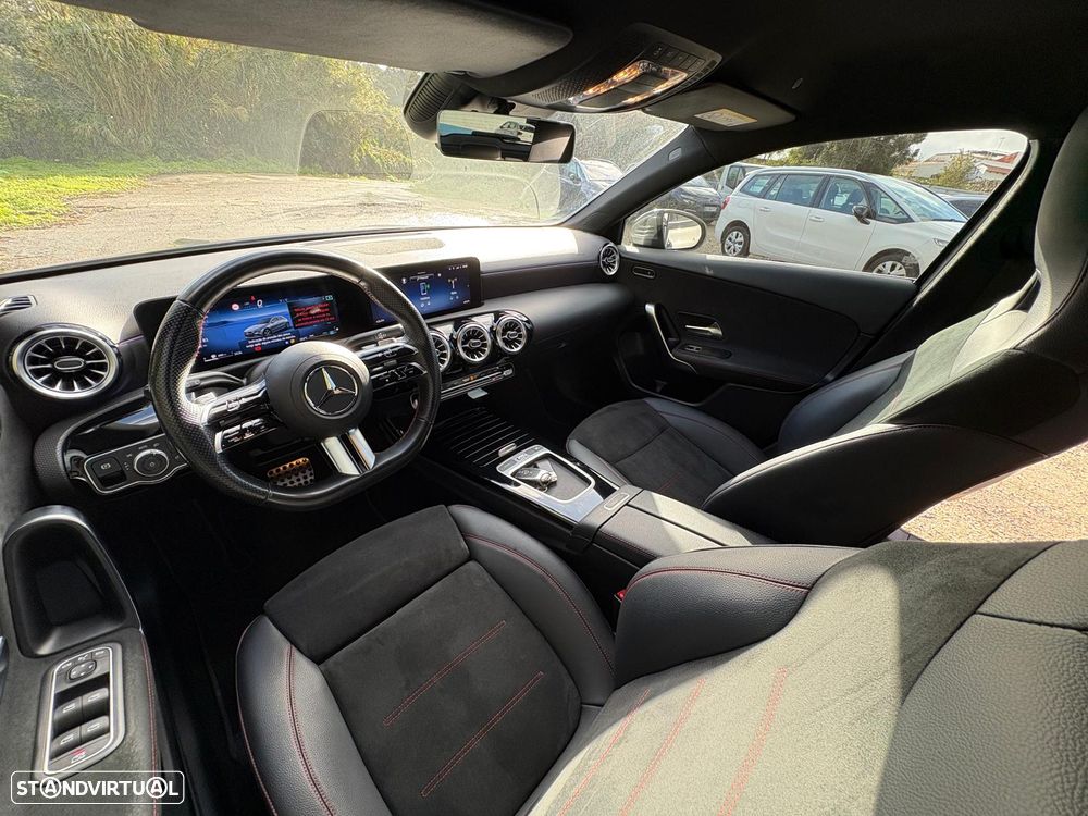 Mercedes-Benz A 200 AMG Line Aut. - 24