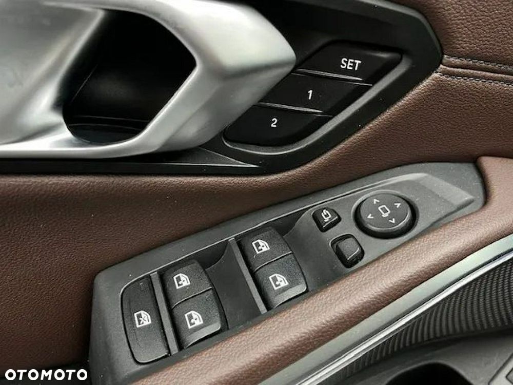 BMW Seria 3 320d Luxury Line - 39