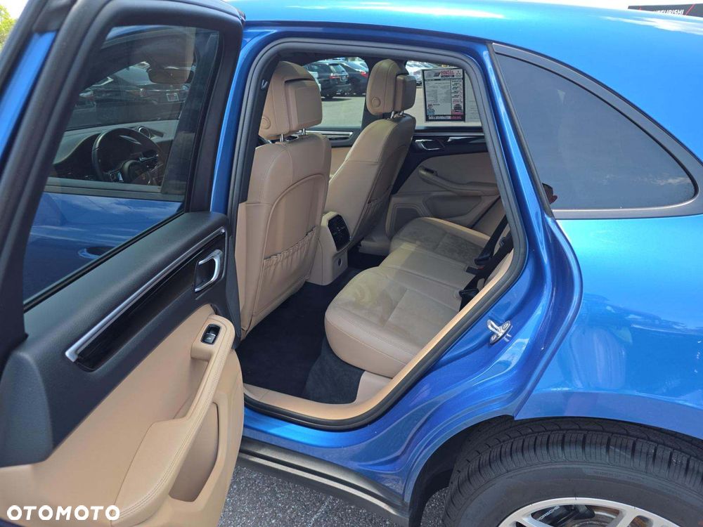 Porsche Macan Standard - 6