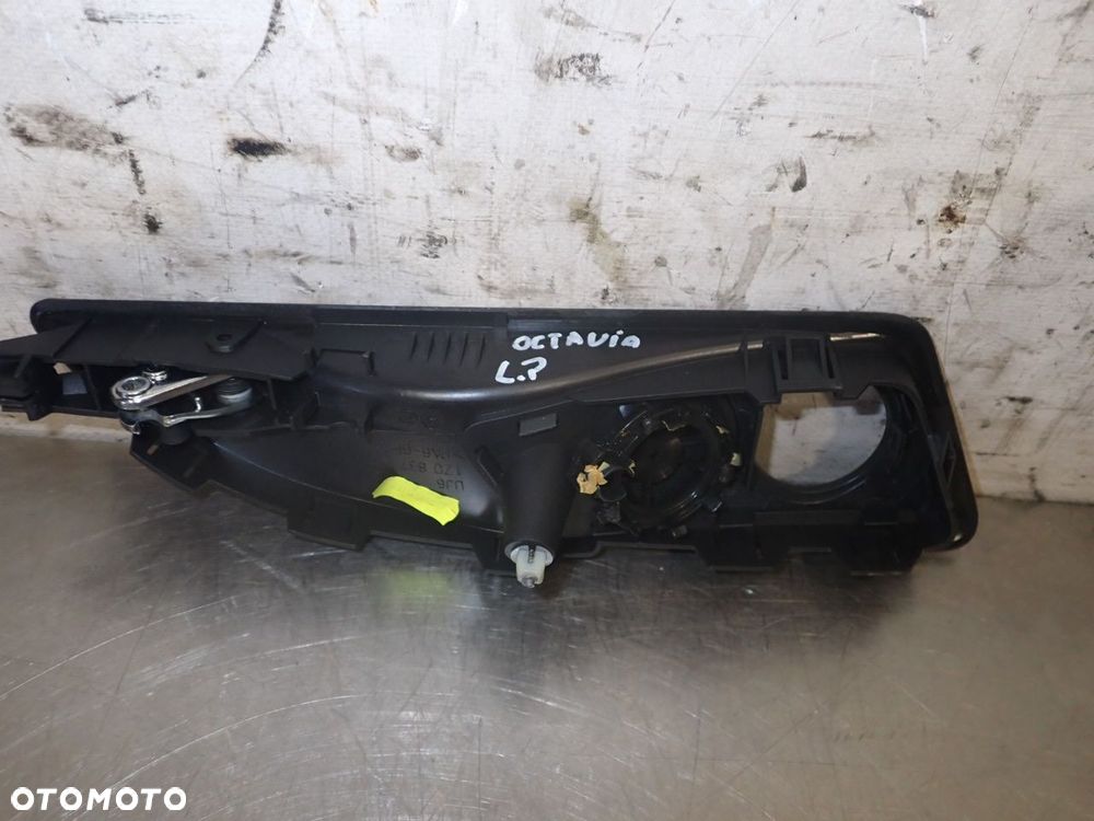 KLAMKA LEWA PRZEDNIA WEWNĘTRZNA SKODA OCTAVIA II 1.6TDI LIFT 1Z0837247 - 4