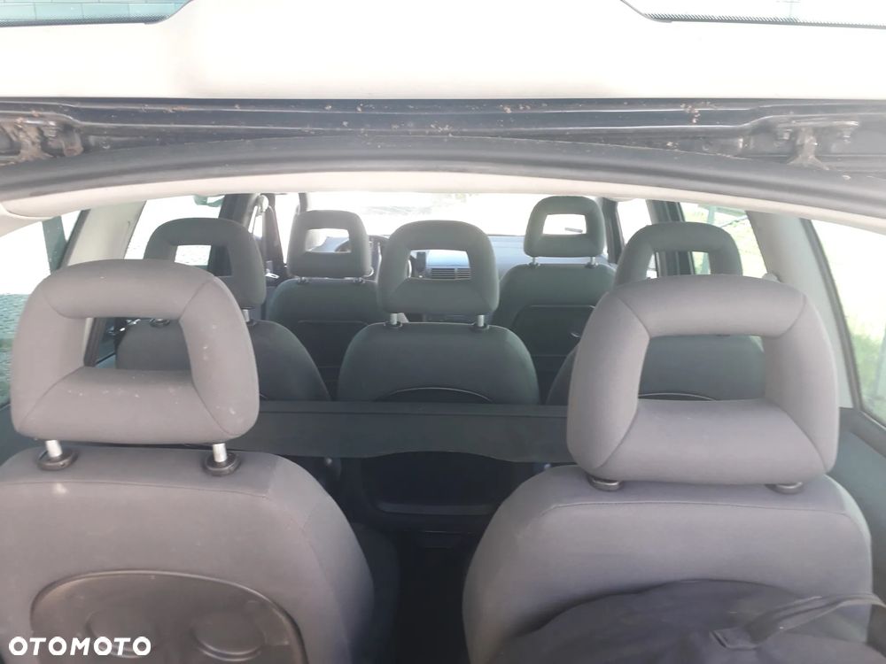 Volkswagen Sharan 2.8 V6 4Motion Comfortline - 3