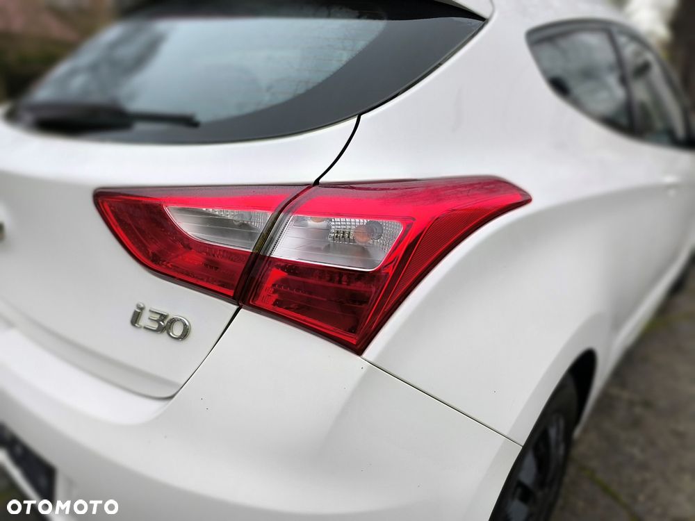 Hyundai i30 i30cw 1.4 Intro Edition - 19