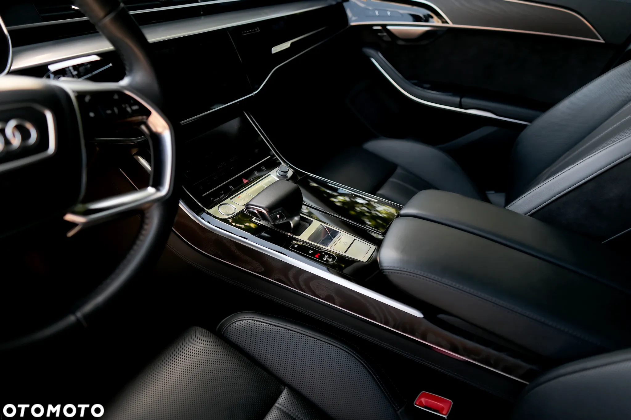 Audi A8 L 55 TFSI quattro tiptronic - 15
