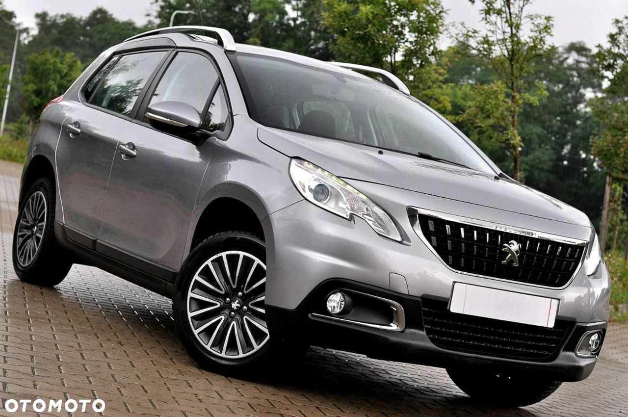 Peugeot 2008 1.2 Pure Tech Allure S&S - 2