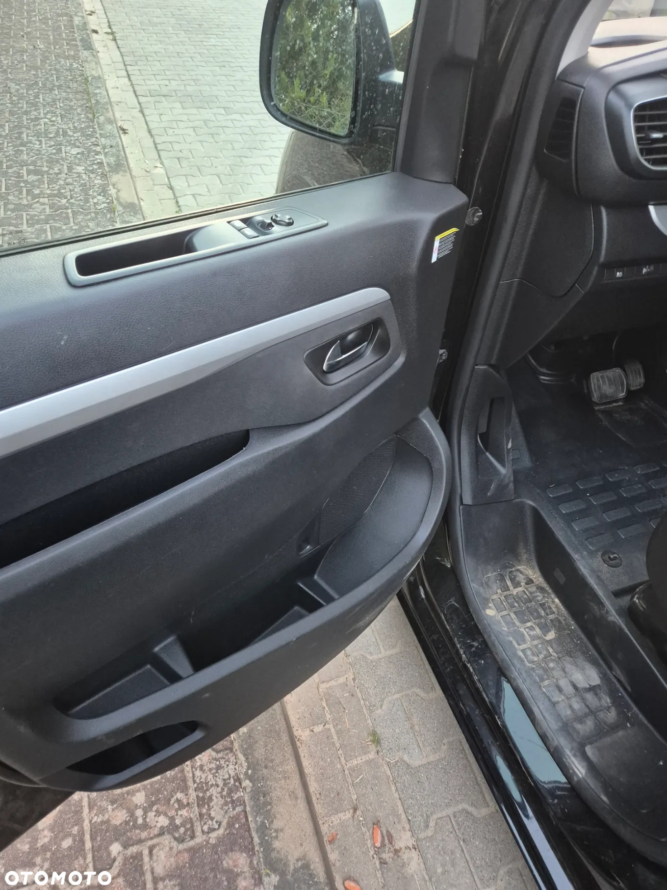 Opel Vivaro - 22