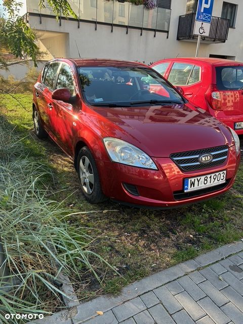Kia Ceed 1.6 Comfort + - 1