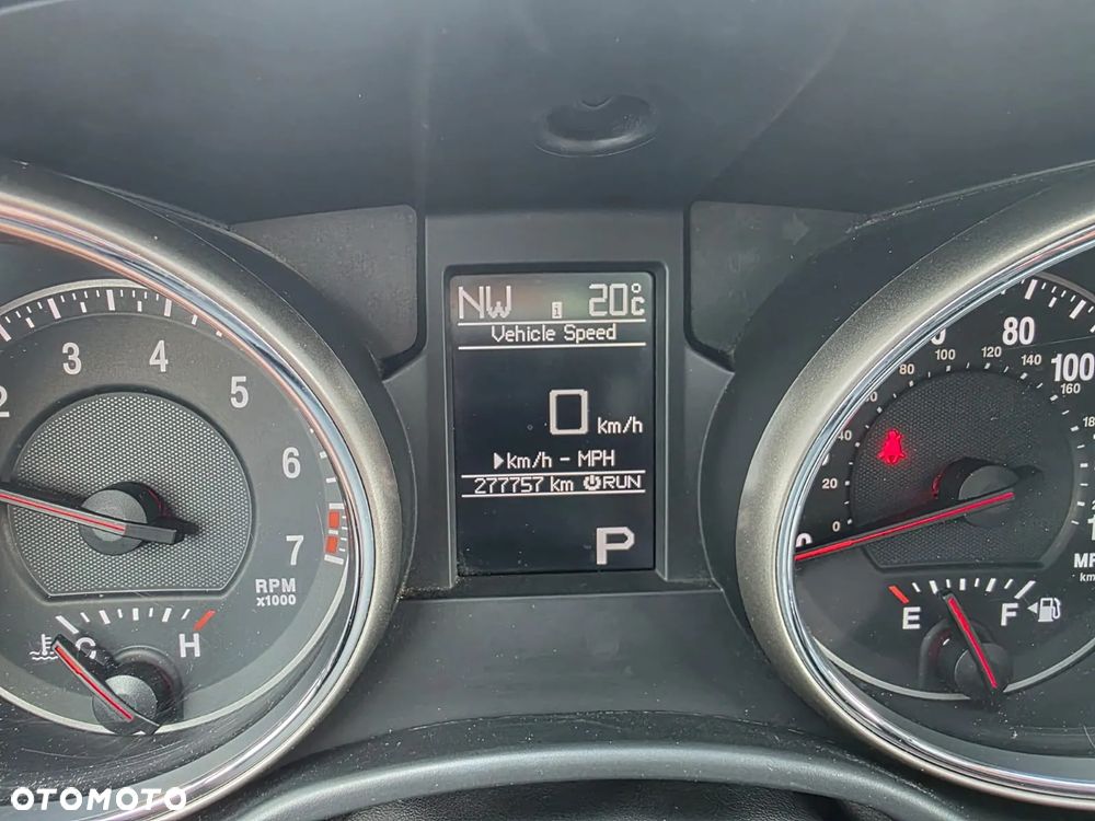 Jeep Grand Cherokee - 13