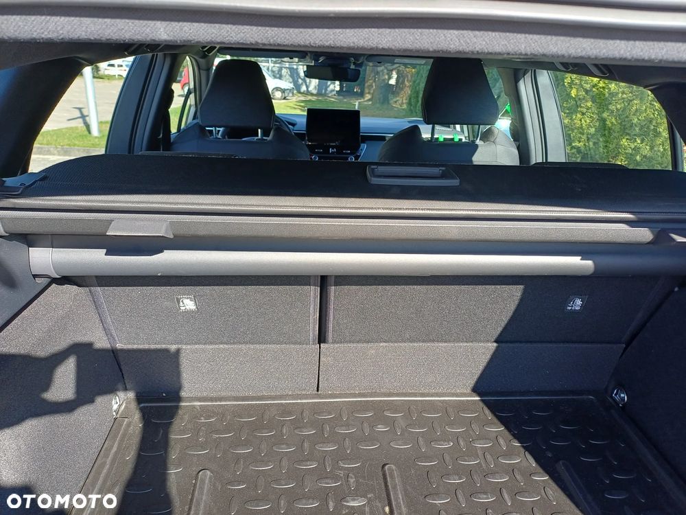 Toyota Corolla 2.0 Hybrid Comfort - 5