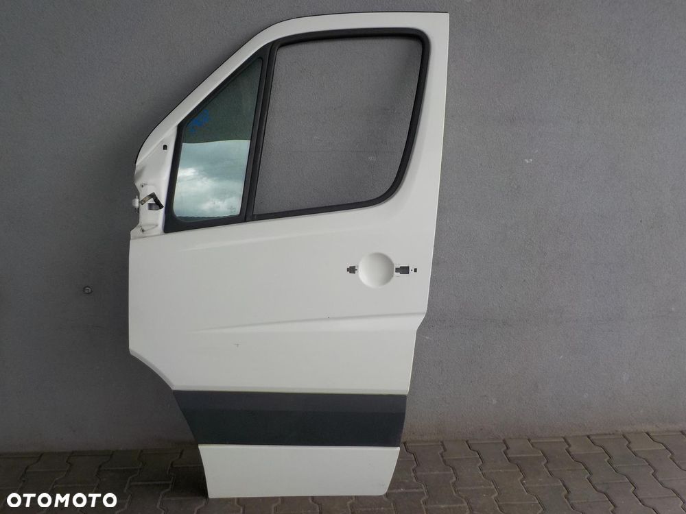 VW CRAFTER SPRINTER 906 06- DRZWI LEWE PRZÓD ZDROWE BIAŁE L902 - 1