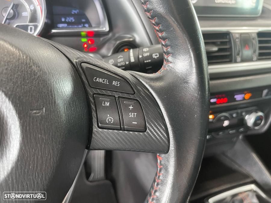 Mazda 3 Hatchback 1.5 Sky-D Excellence Navi - 12