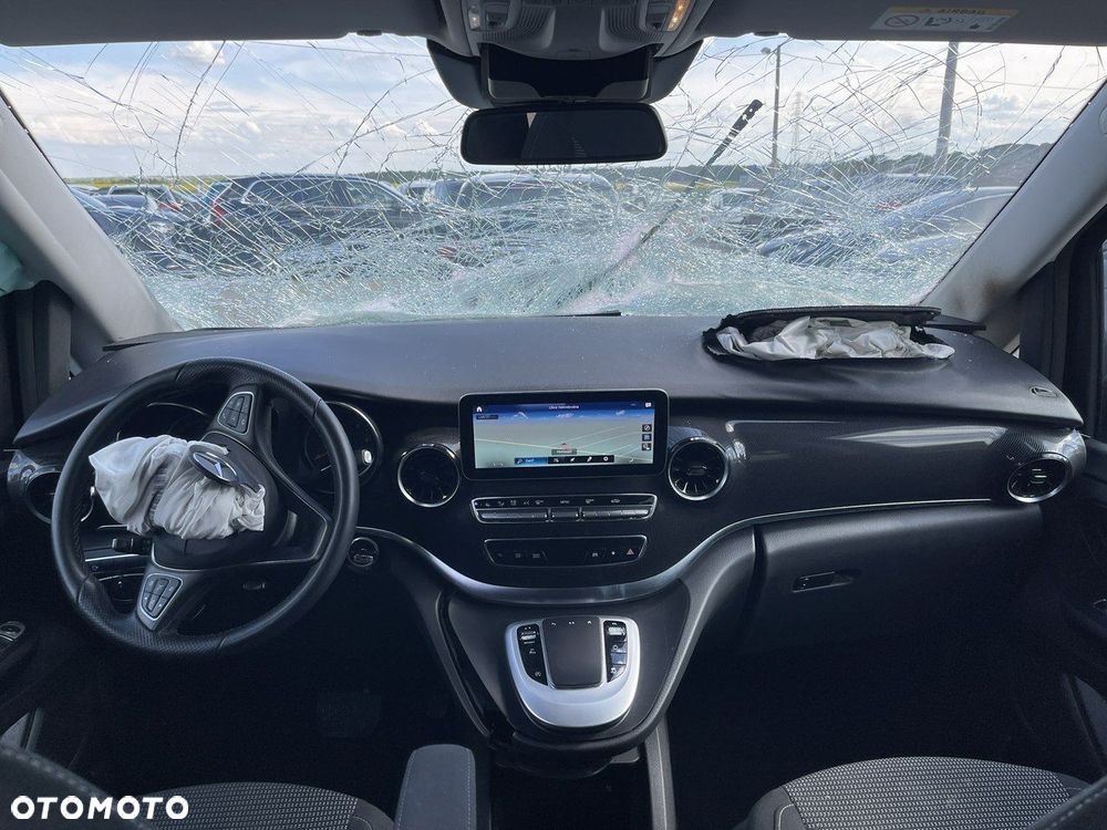 Mercedes-Benz Klasa V 250 d kompakt 4Matic 9G-TRONIC Avantgarde - 10