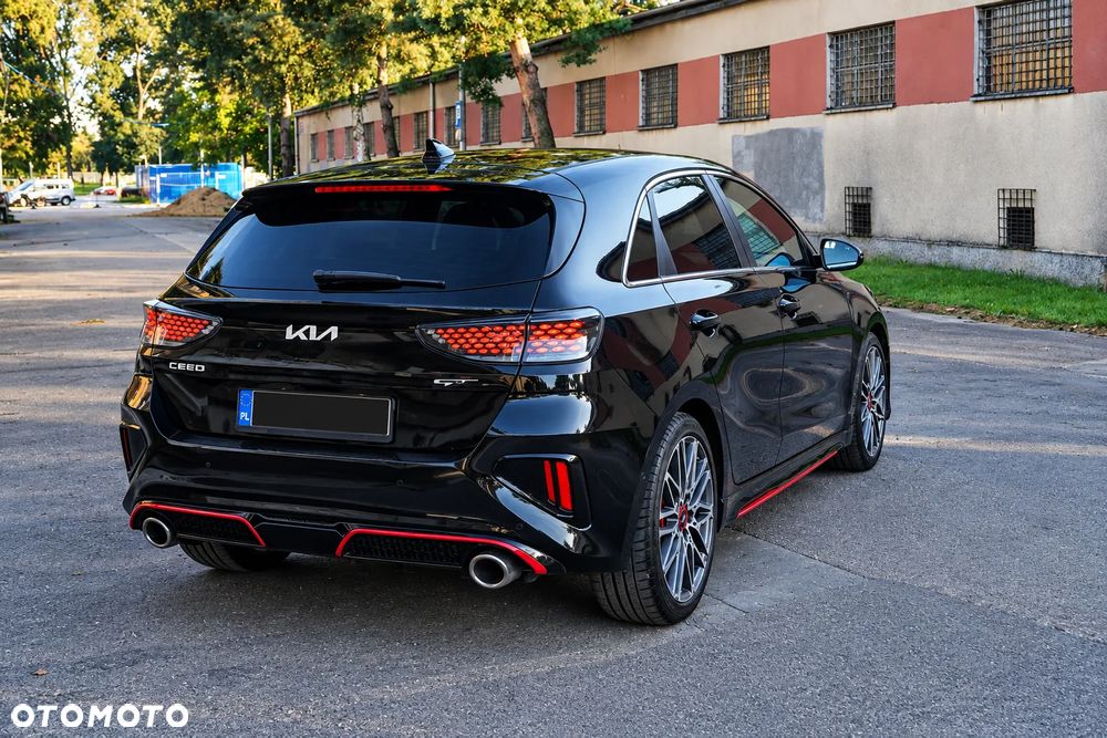 Kia Ceed 1.6 T-GDI GT DCT - 3