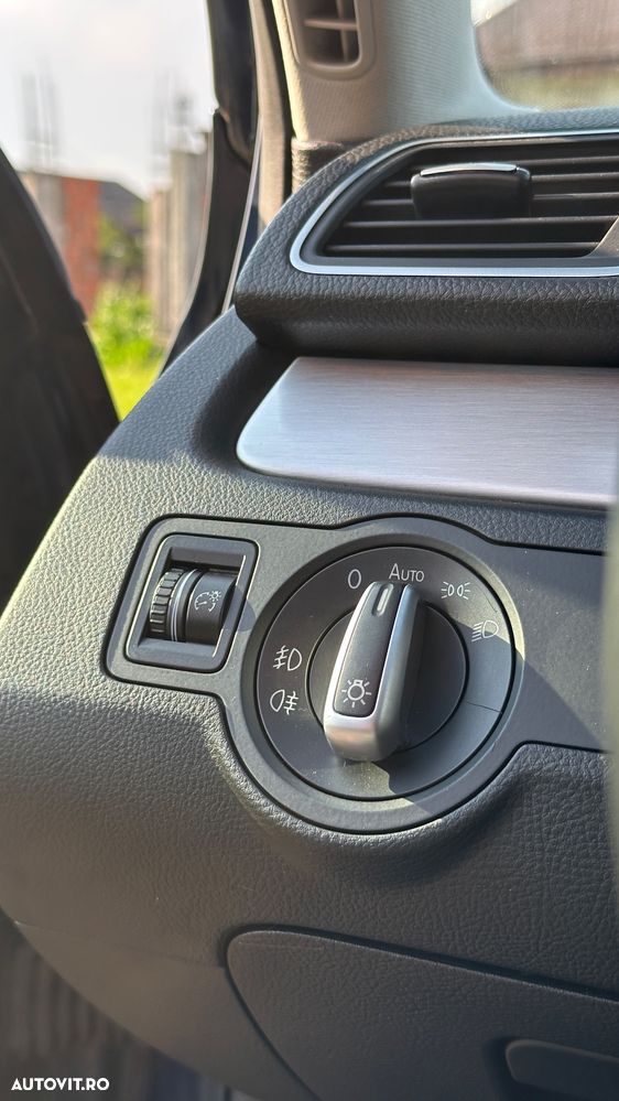 Volkswagen Passat 2.0 TDI 4Motion BlueMotion Technology Highline - 20