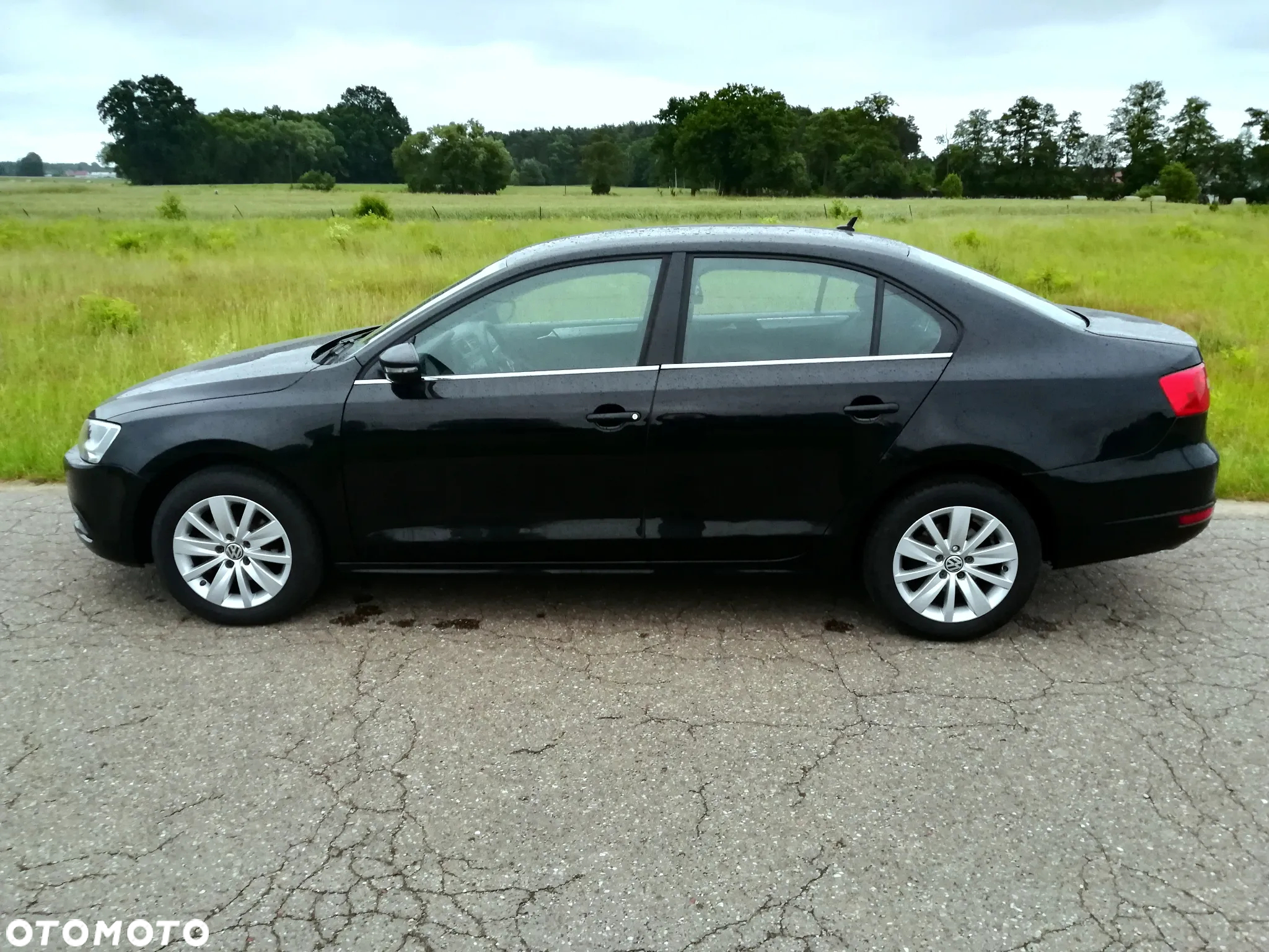 Volkswagen Jetta 1.6 TDI BMT Trendline - 10