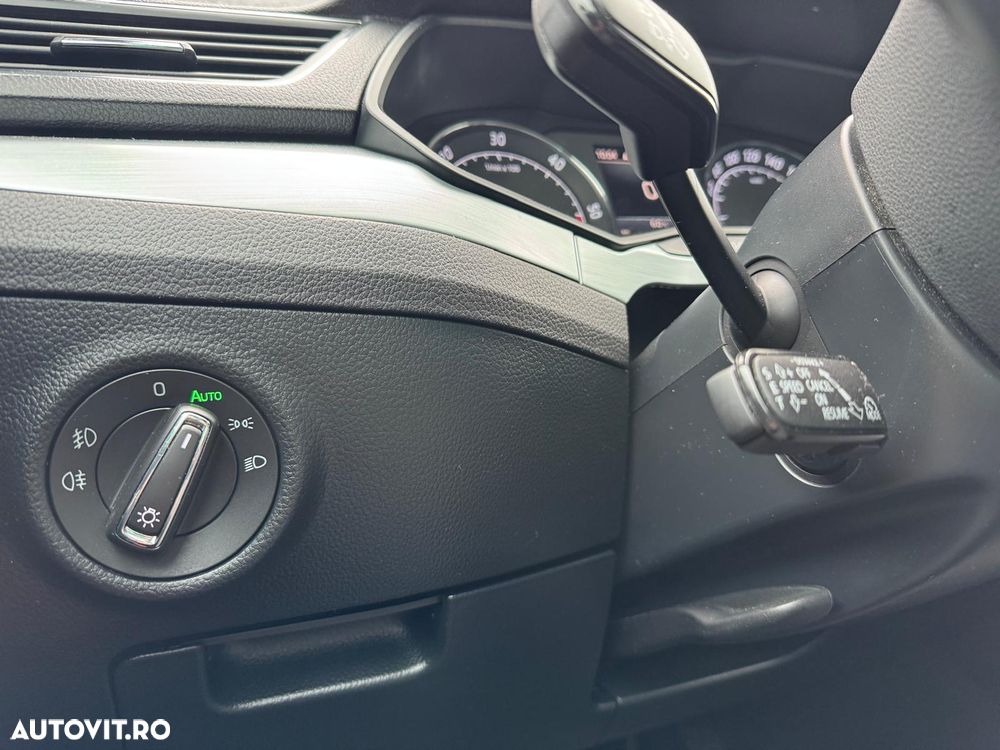 Skoda Superb 1.6 TDI DSG Ambition - 11