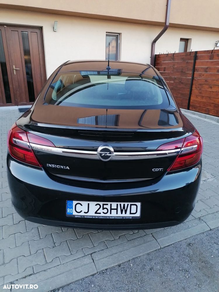 Opel Insignia 2.0 CDTI ECOTEC Cosmo - 11