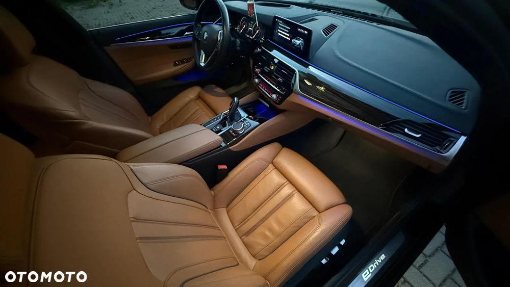 BMW Seria 5 - 32