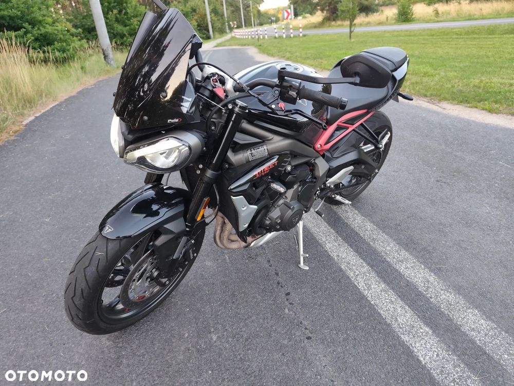 Triumph Street Triple - 2