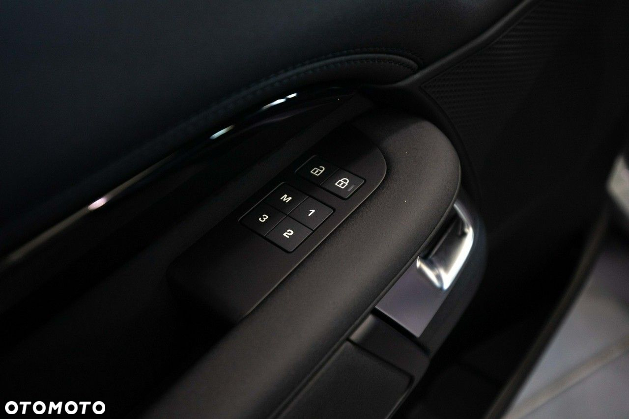 Land Rover Discovery - 11