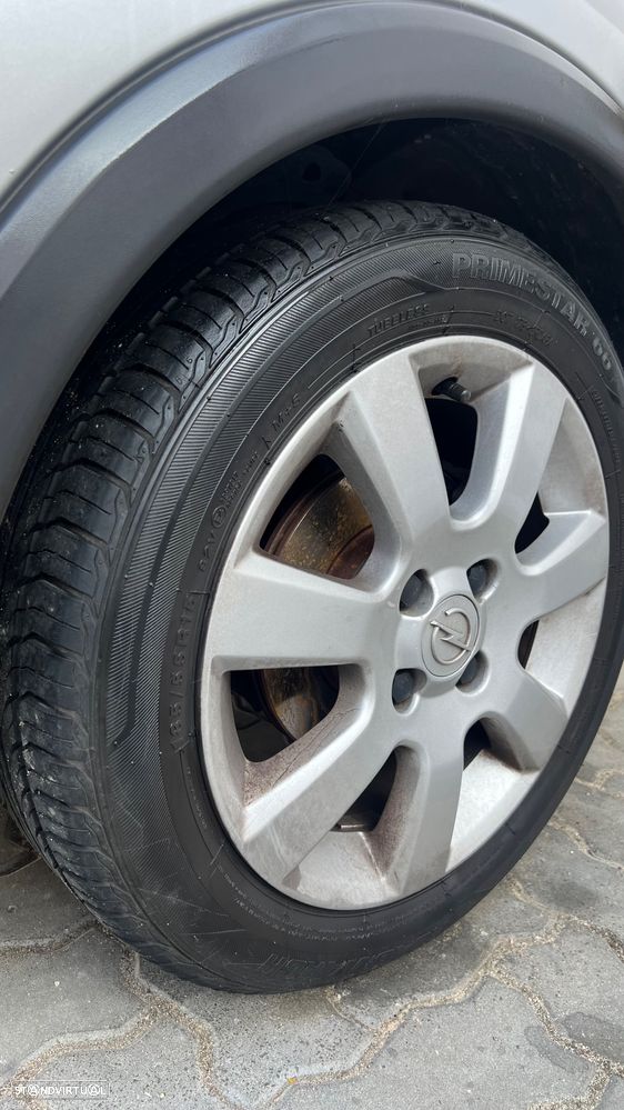 Opel Corsa 1.2 Twinport Enjoy - 13