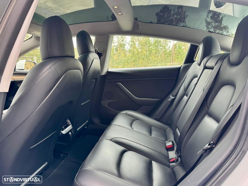 Tesla Model 3 Standard Range Plus RWD - 33