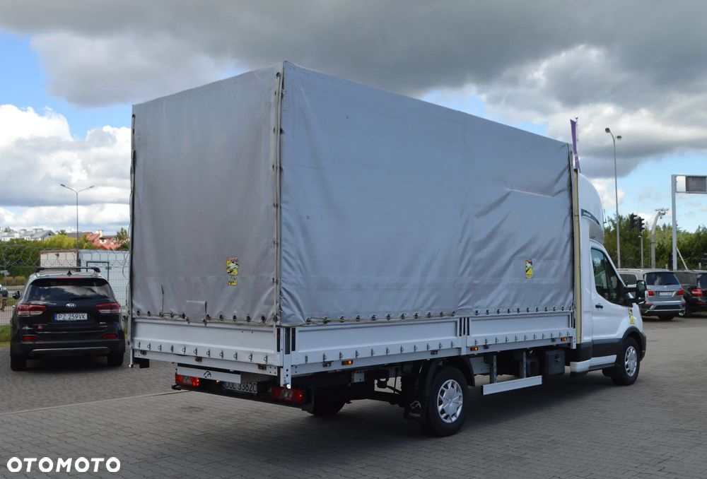 Ford Transit - 4