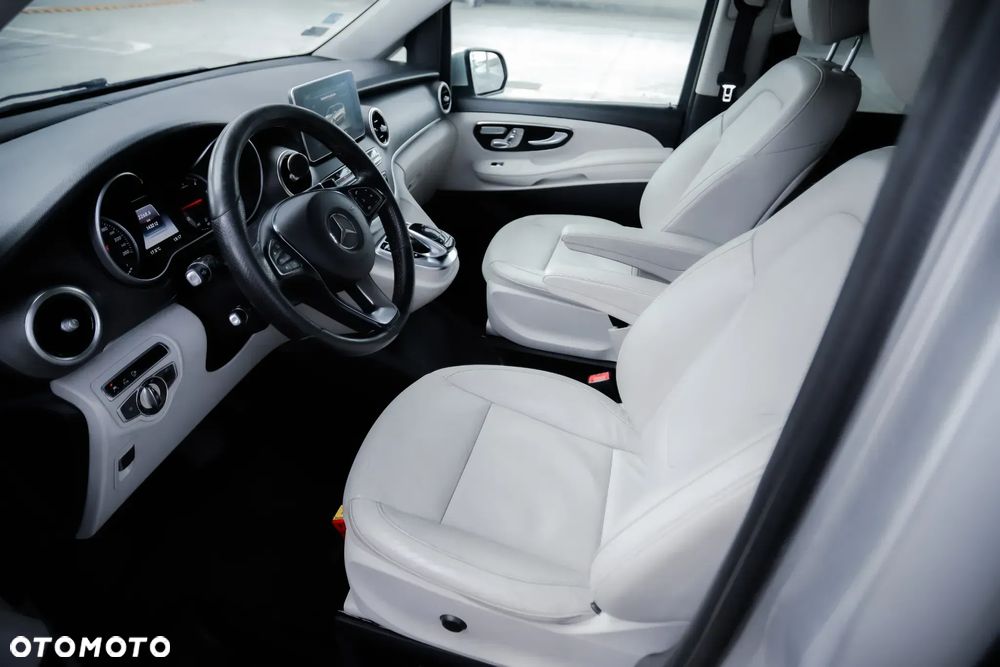 Mercedes-Benz Klasa V 250 (BlueTEC) d Avantgarde 7G-Tronic (d³ugi) - 35