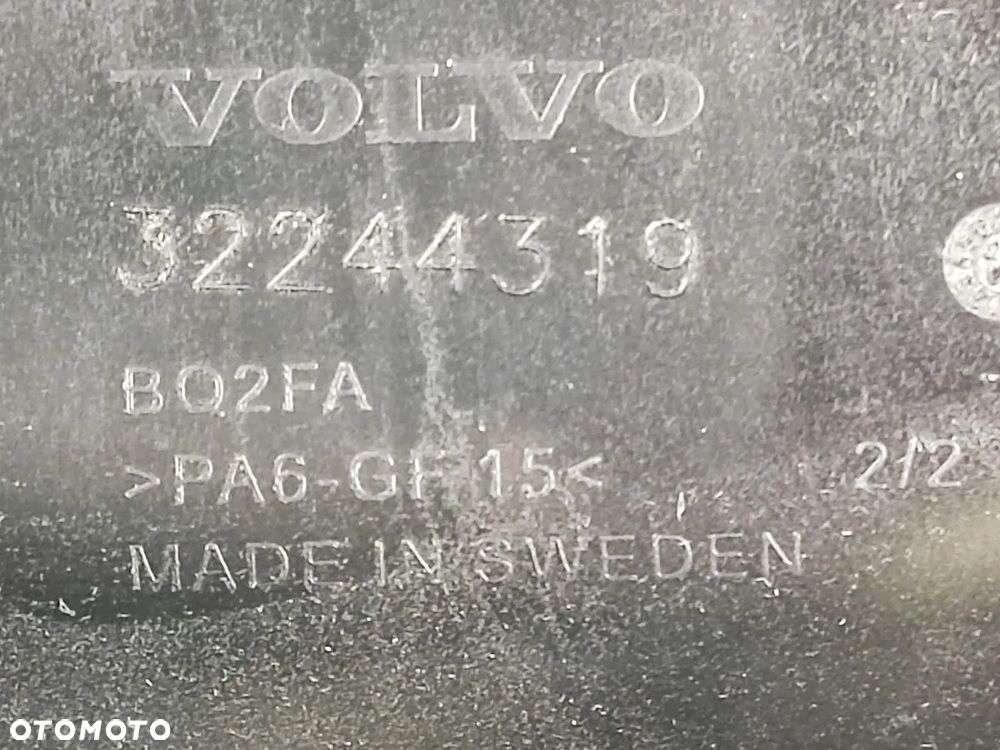 VOLVO XC40 17-21r Osłona Lusterka Wstecznego - 8
