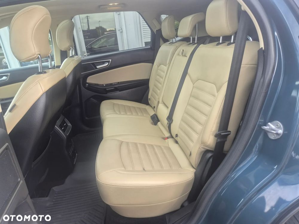 Ford Edge - 15