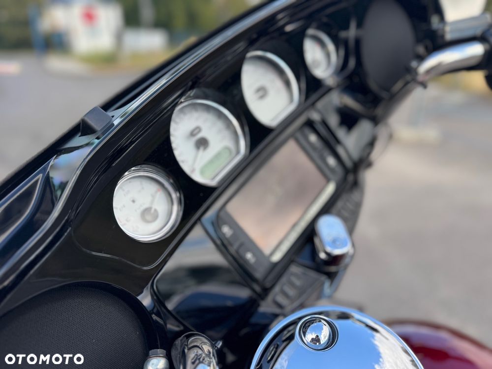 Harley-Davidson Touring Street Glide - 10