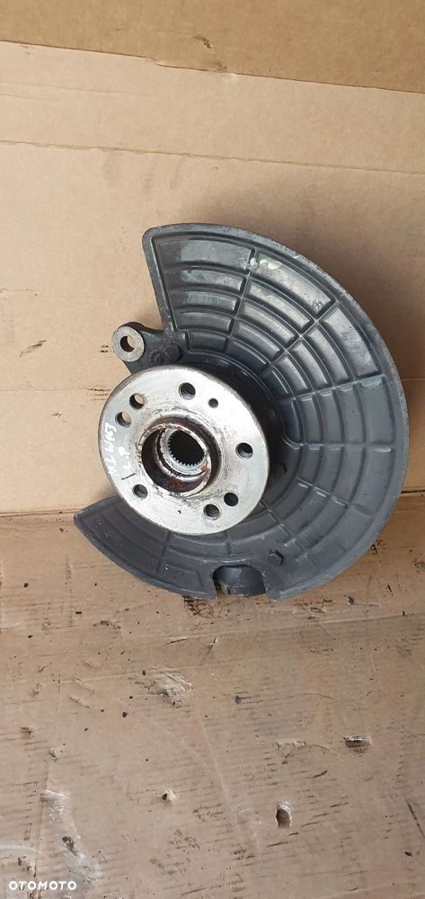 Zwrotnica lewy przód przednia lewa Mercedes ML W163 4.0 CDI - 1