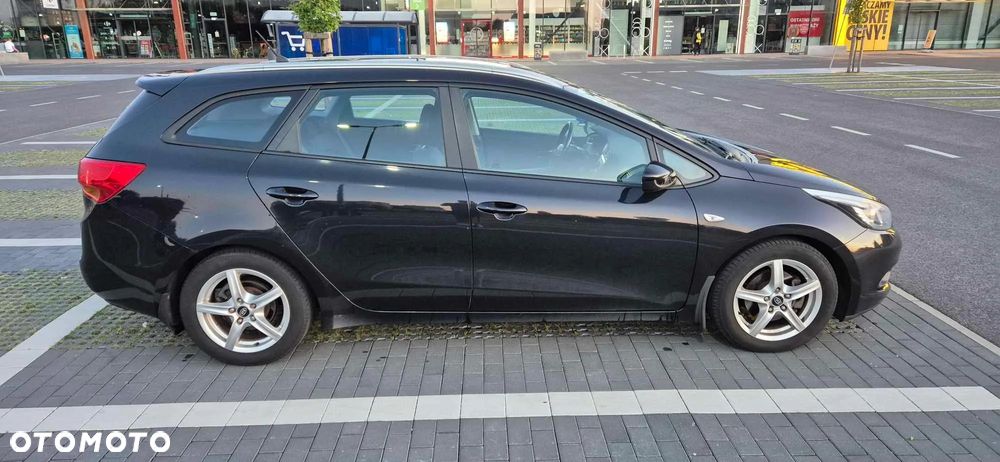 Kia Ceed Cee'd 1.6 CRDi M - 4