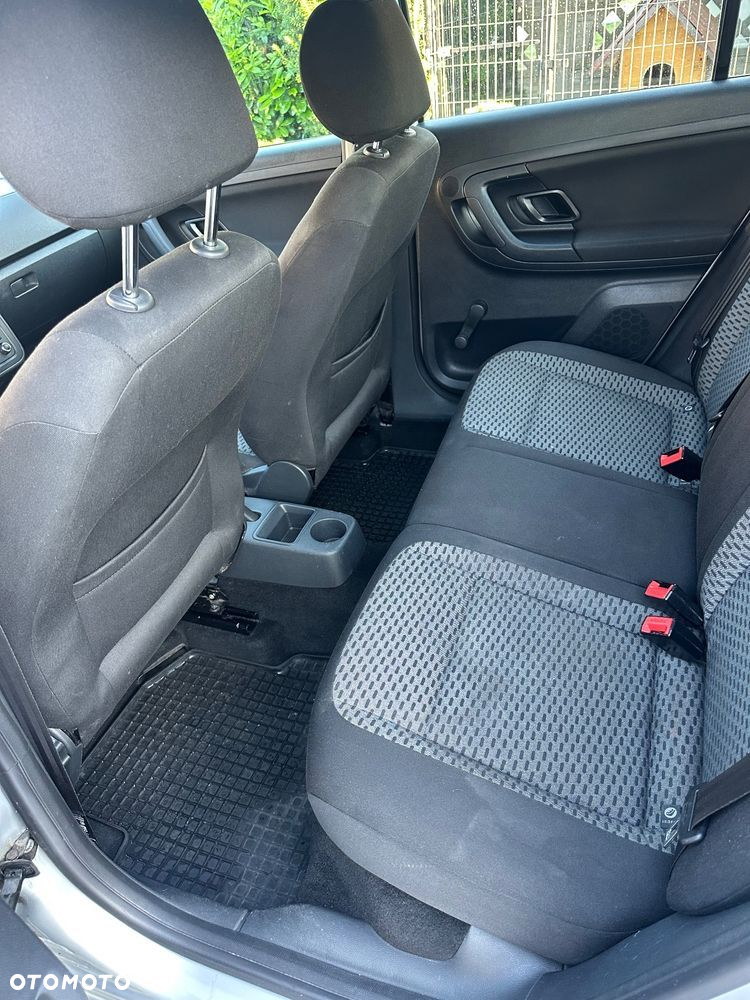 Skoda Fabia 1.6 TDI DPF Ambition - 9