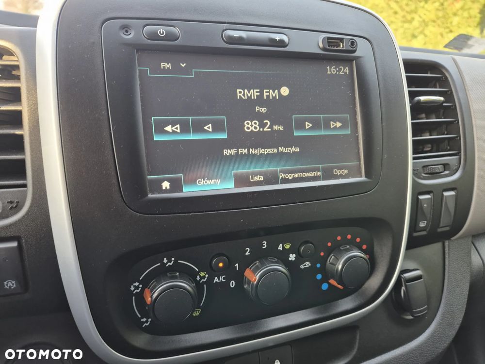 Renault Trafic - 16