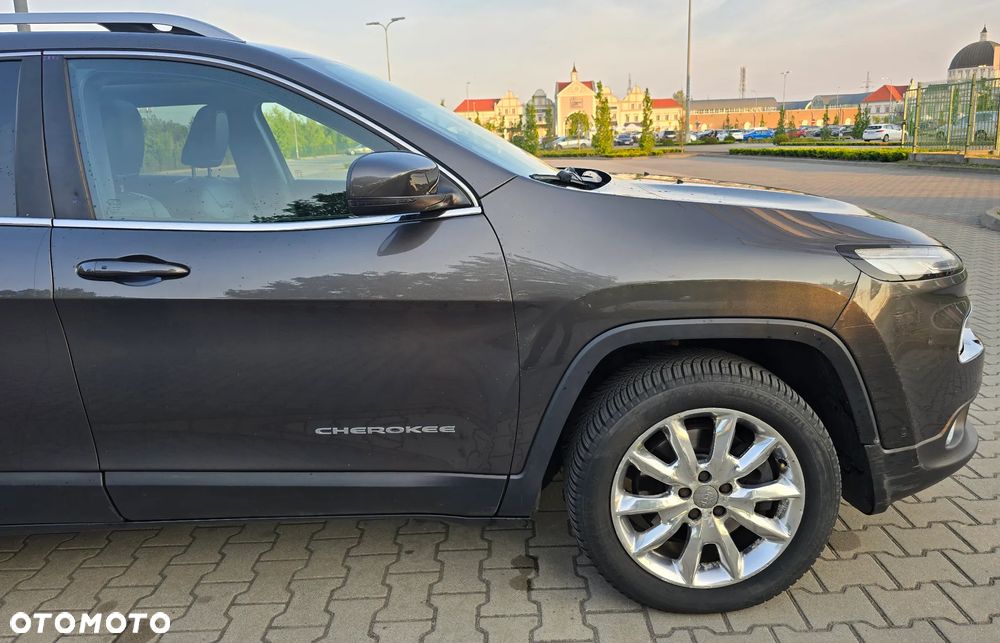 Jeep Cherokee 3.2 V6 Pentastar Active Drive I Automatik Limited - 31
