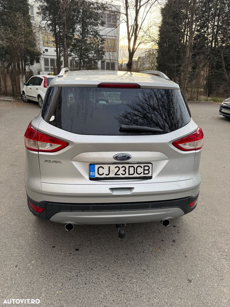 Ford Kuga 2.0 TDCi 4x4 Aut. Titanium - 3