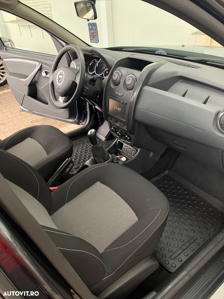 Dacia Duster 1.6 4x2 Laureate - 5