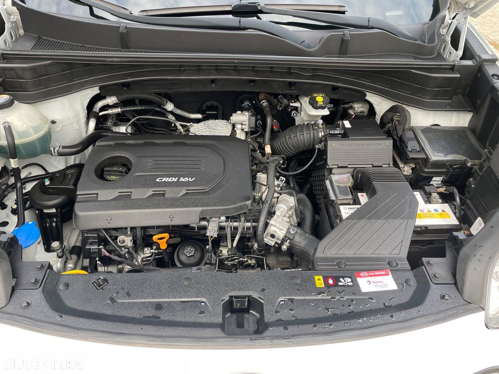 Kia Sportage 1.7 DSL 6MT 4x2 Plus - 17