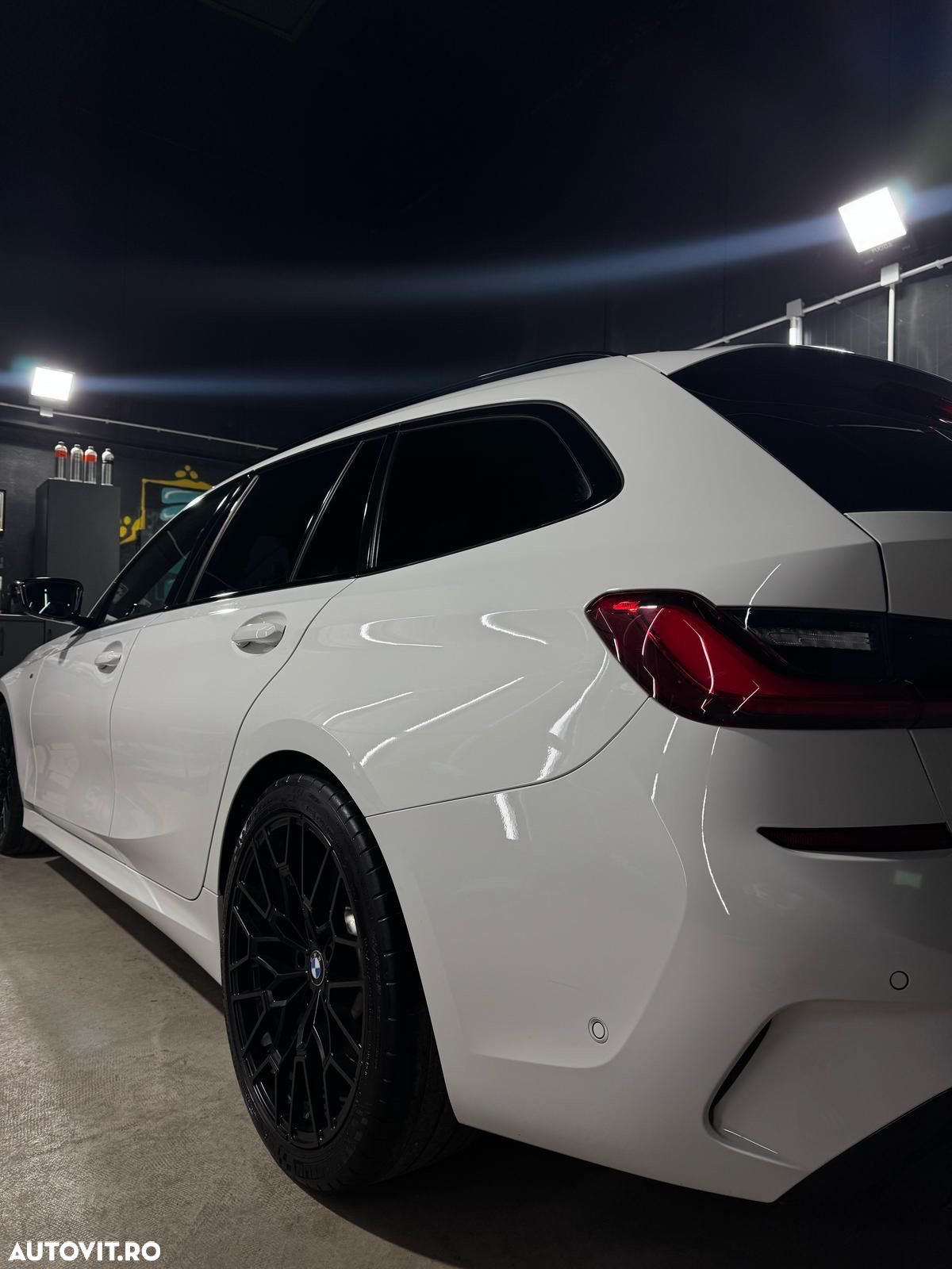 BMW Seria 3 330i AT - 3