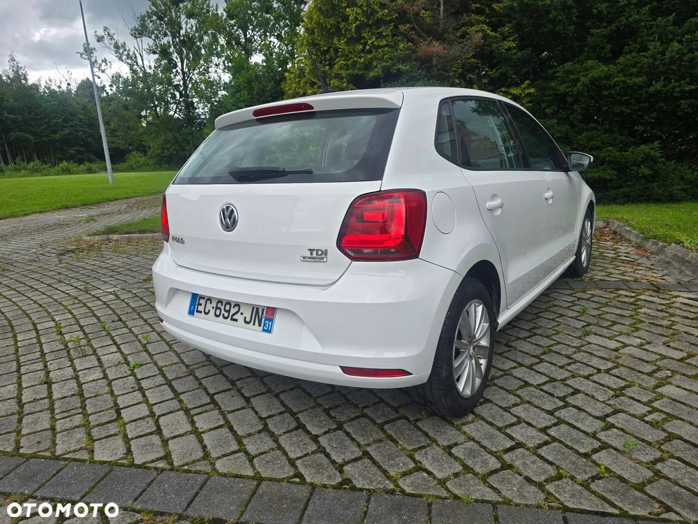 Volkswagen Polo 1.4 TDI (Blue Motion Technology) Comfortline - 11