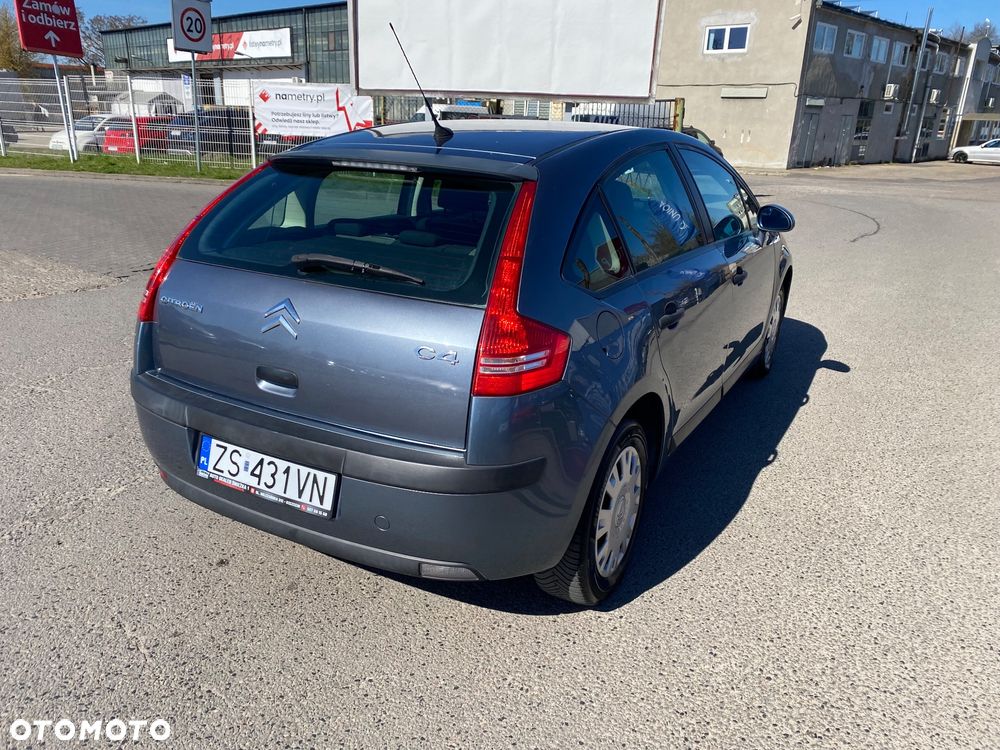 Citroën C4 1.6 16V Confort - 31