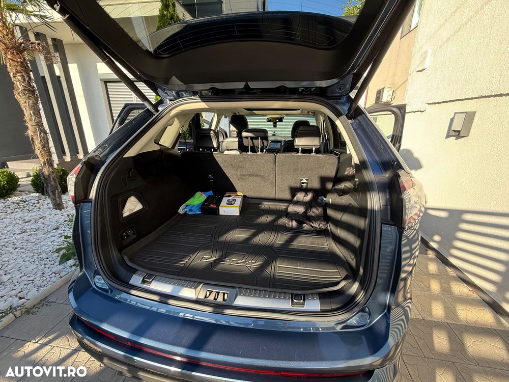 Ford Edge 2.0 TDCi Powershift Titanium - 18
