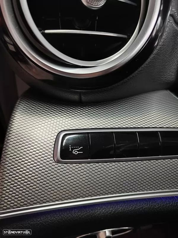 Mercedes-Benz E 220 d 4Matic 9G-TRONIC Avantgarde - 26