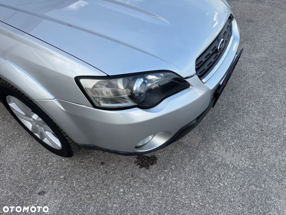 Subaru Outback Legacy 3.0RE NAV/NSE - 9