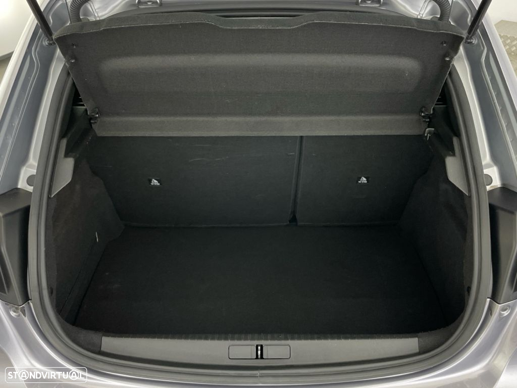 Peugeot 208 1.2 PureTech Allure EAT8 - 13
