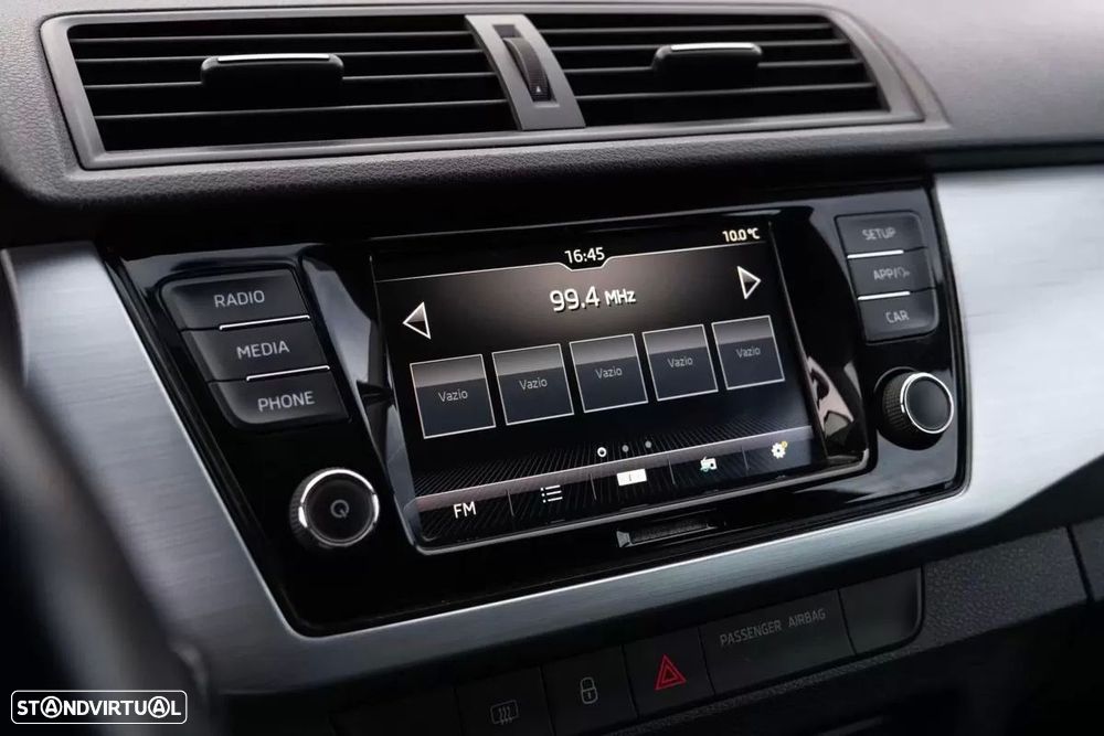 Skoda Fabia 1.0 TSI Essence - 19