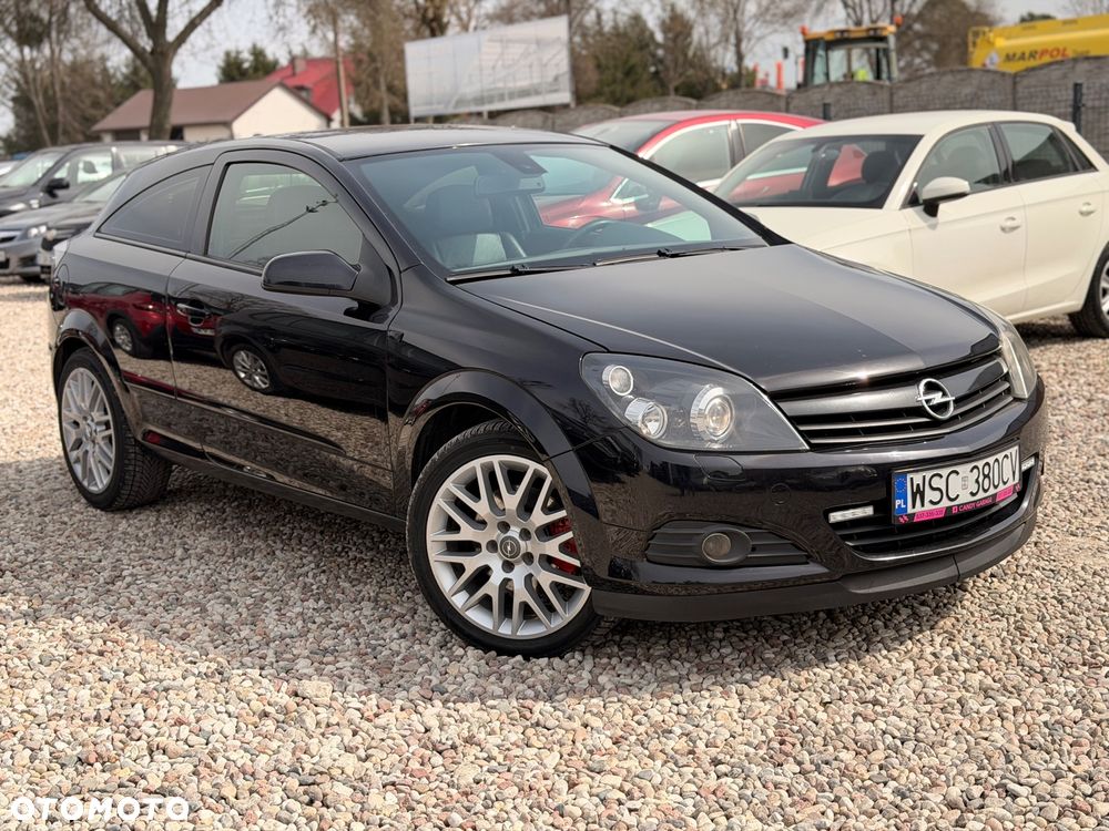 Opel Astra 2.0 T Cosmo - 10