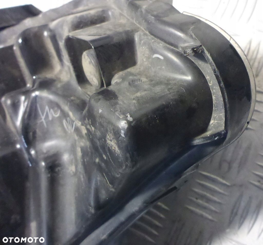 Nissan Qashqai II J11Reflektor Prawy10018013 - 3