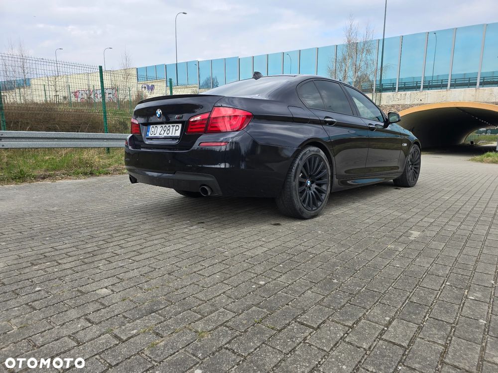 BMW Seria 5 535d xDrive - 13